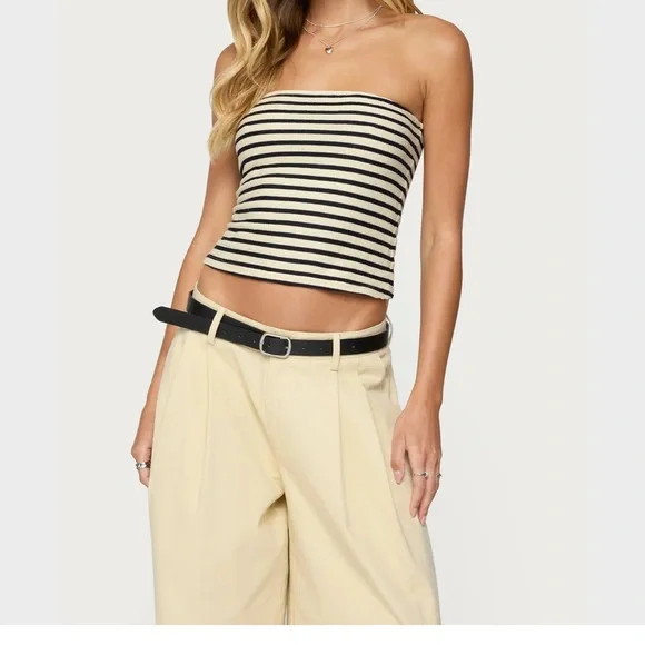 Edikted Black and White Striped Crop Top - Picture 1 of 2